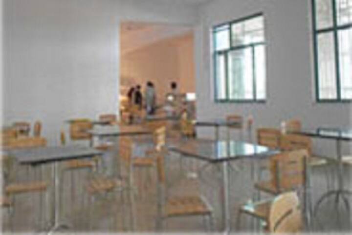 cafeteria